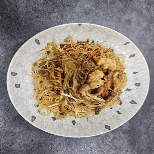 Fideos frito tres delicias