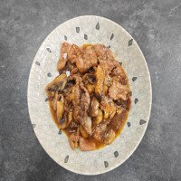 Ternera con champiñones